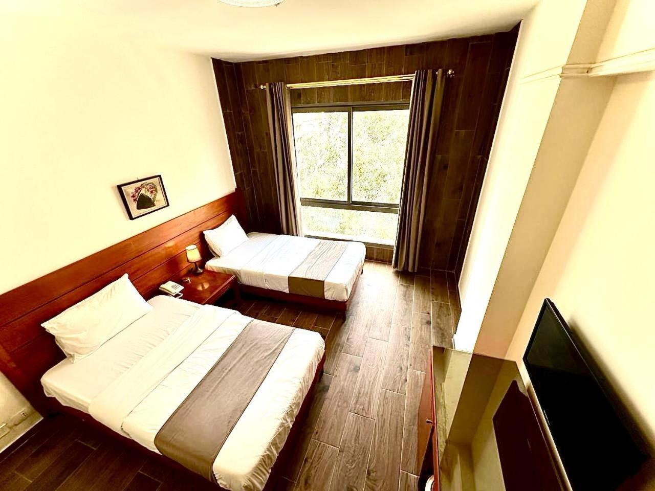 Caesar'S Park Hotel Beirut Exterior photo