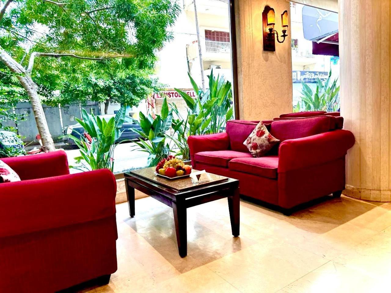 Caesar'S Park Hotel Beirut Exterior photo